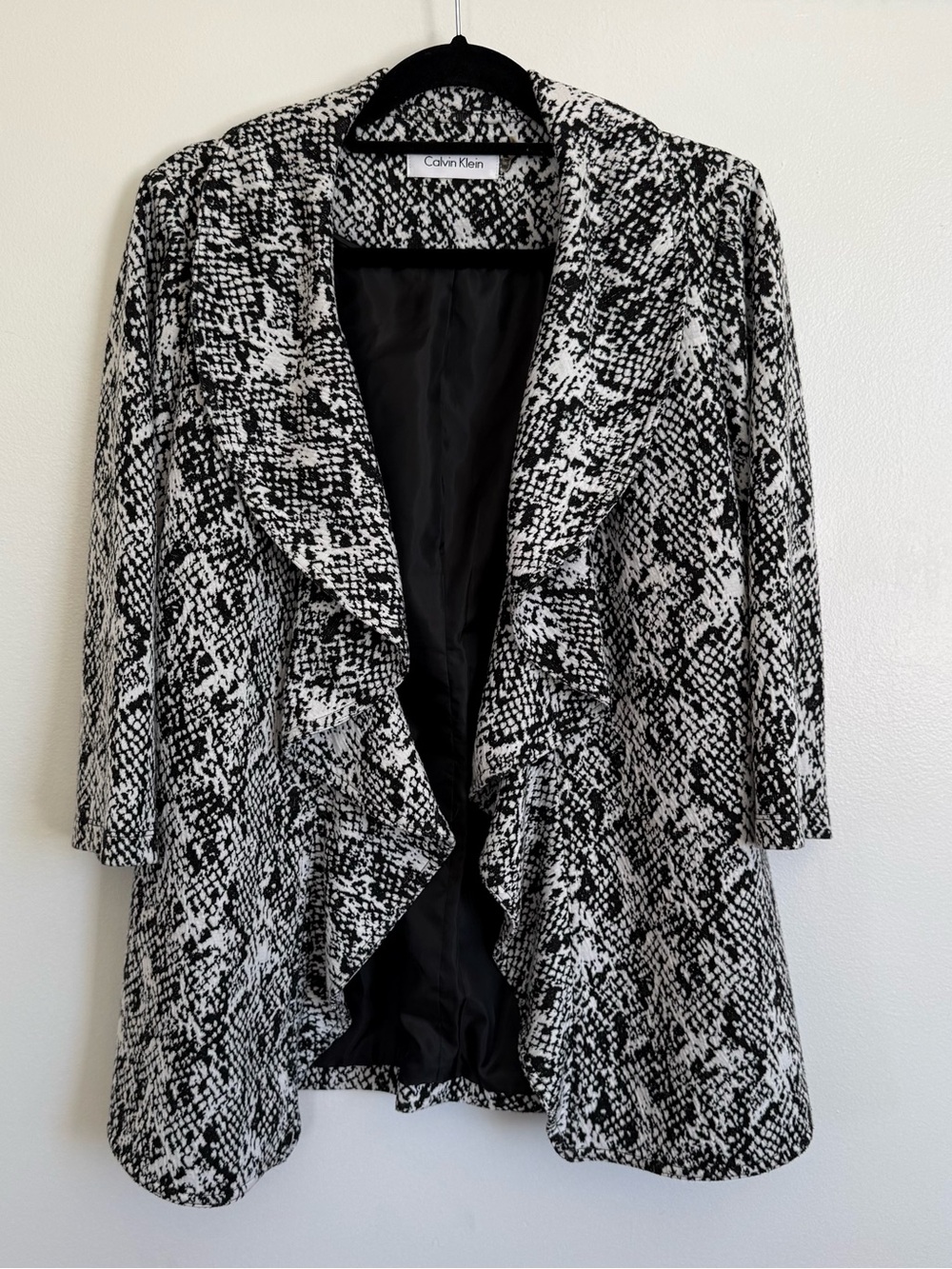 Calvin Klein Women's Black & White Patterned Open-Front blazer